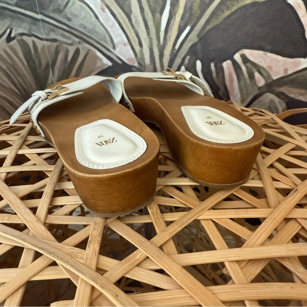 ZARA white buckled Leather Open Toe Wood Sandals Slippers clogs slip on US 7.5 - Picture 5 of 5